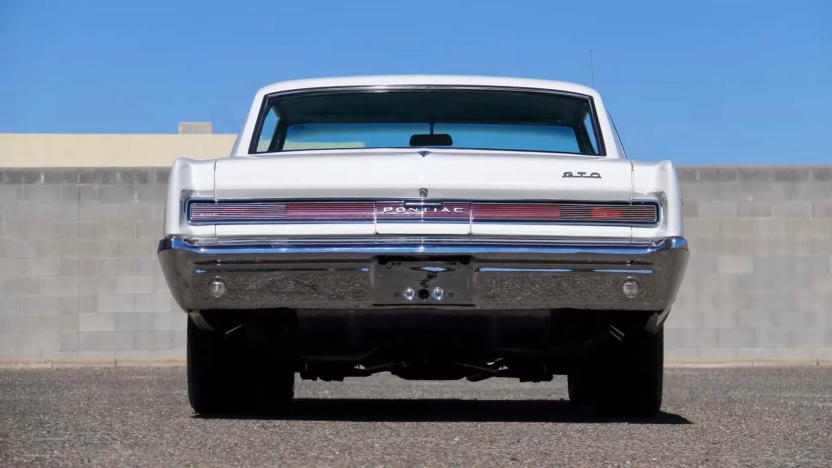 the-gto-story-how-pontiac-borrowed-ferrari-s-magic-and-ignited-a-muscle-car-revolution-image-3