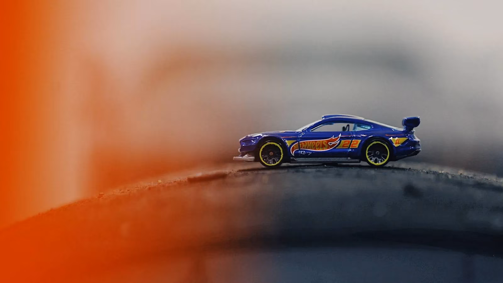 hot-wheels-world-records-nascar-champ-joey-logano-s-epic-attempt-beyond-image-0