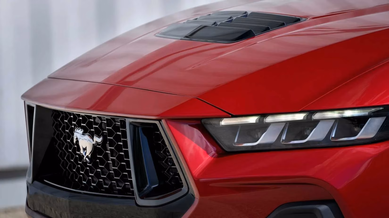 the-long-awaited-hybrid-mustang-a-pony-car-s-electric-future-is-finally-here-image-1