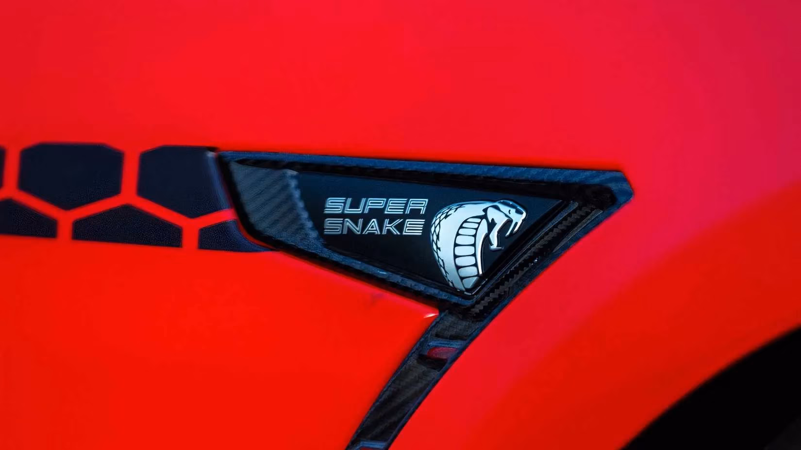 this-2026-shelby-super-snake-r-is-the-most-powerful-manual-muscle-car-yet-image-3