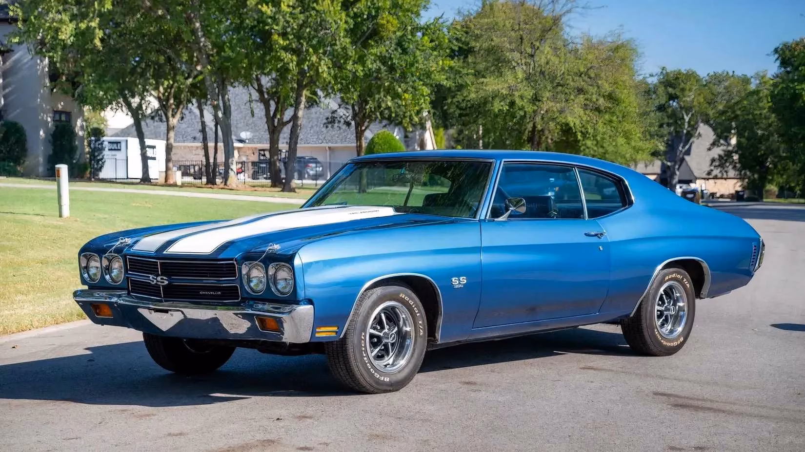 the-hottest-classic-muscle-cars-still-breaking-auction-records-in-2026-image-7