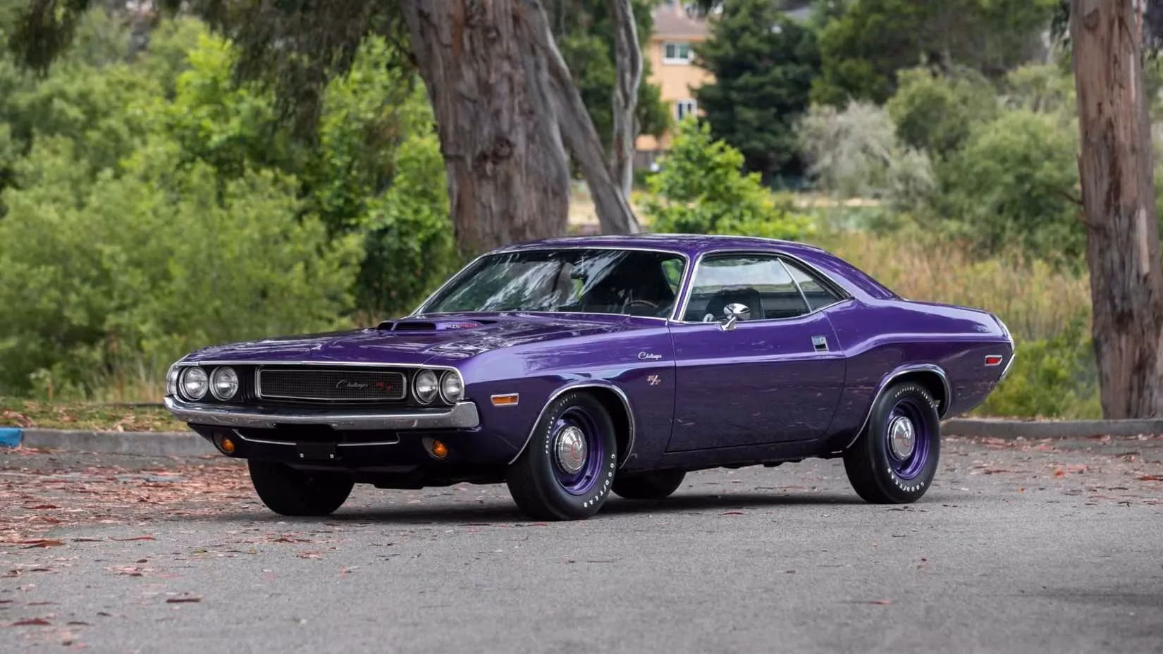 the-hottest-classic-muscle-cars-still-breaking-auction-records-in-2026-image-5
