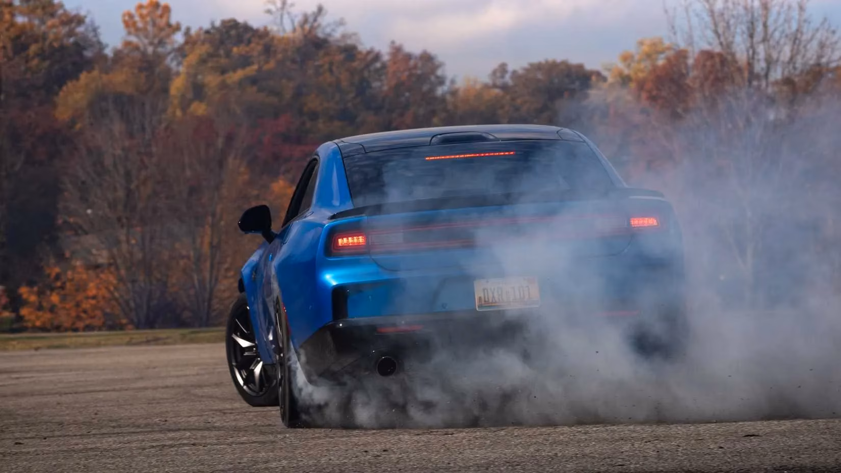 2026-dodge-charger-sixpack-a-tuner-s-dream-hitting-hellcat-levels-for-pennies-image-4