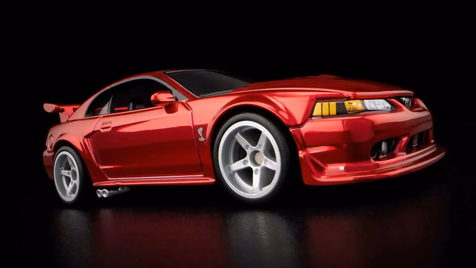 hot-wheels-u2019-2000-ford-mustang-svt-cobra-r-diecast-brings-the-rarest-pony-home-image-1