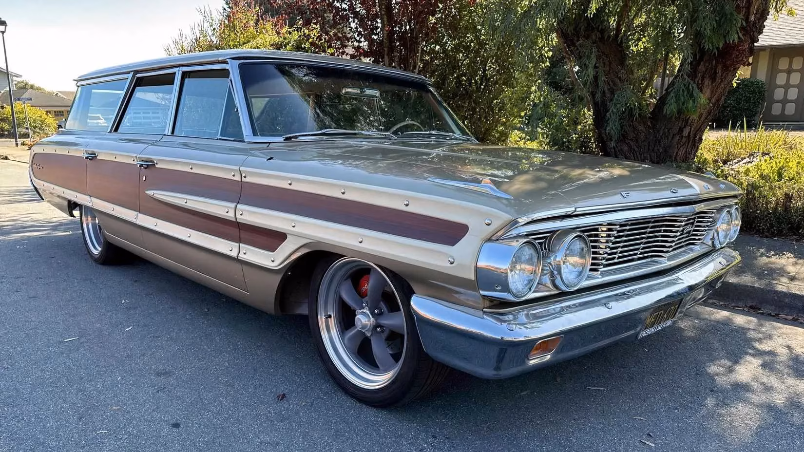 the-mythical-1964-ford-country-squire-427-uncovering-the-legend-of-detroit-s-ultimate-muscle-wagon-image-0
