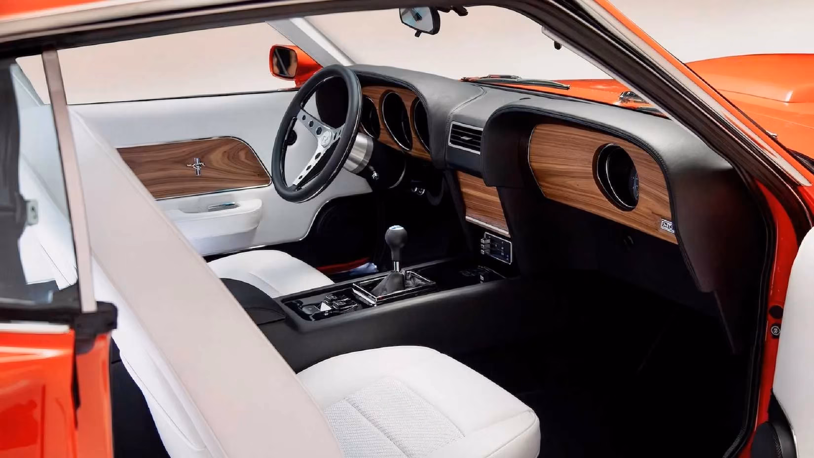 revology-s-boss-429-mustang-reborn-vintage-muscle-meets-modern-monster-image-2