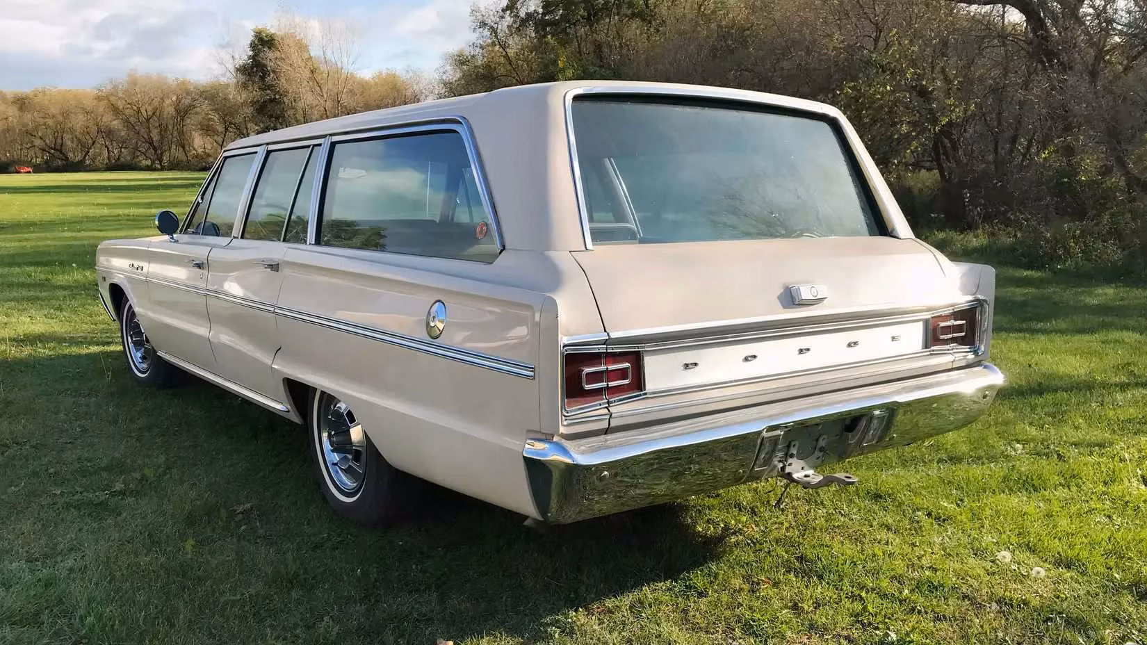 the-1966-dodge-coronet-440-wagon-detroit-s-unlikely-big-block-sleeper-image-2