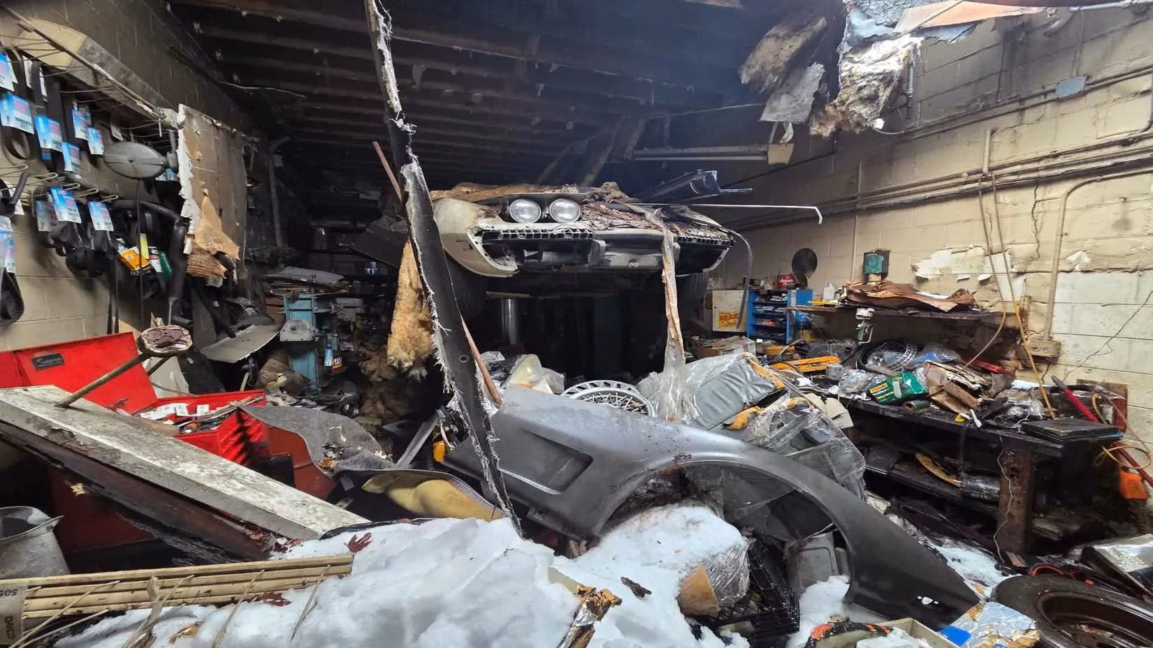 my-quest-for-a-1000-mile-time-capsule-the-1975-corvette-barn-find-that-refused-to-die-image-1