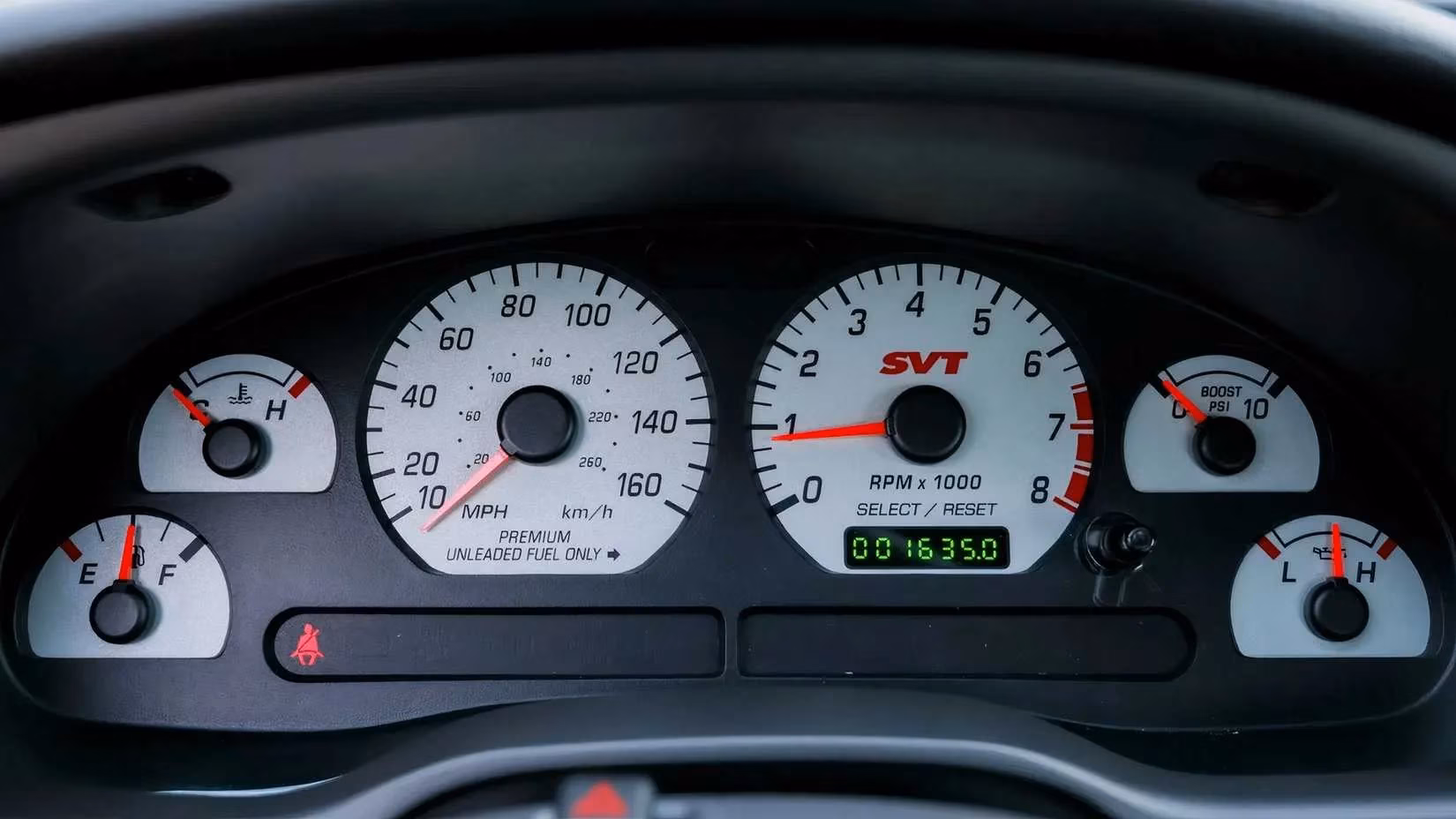 the-2003-04-ford-mustang-svt-cobra-terminator-is-the-analog-hero-collectors-are-finally-waking-up-to-image-5