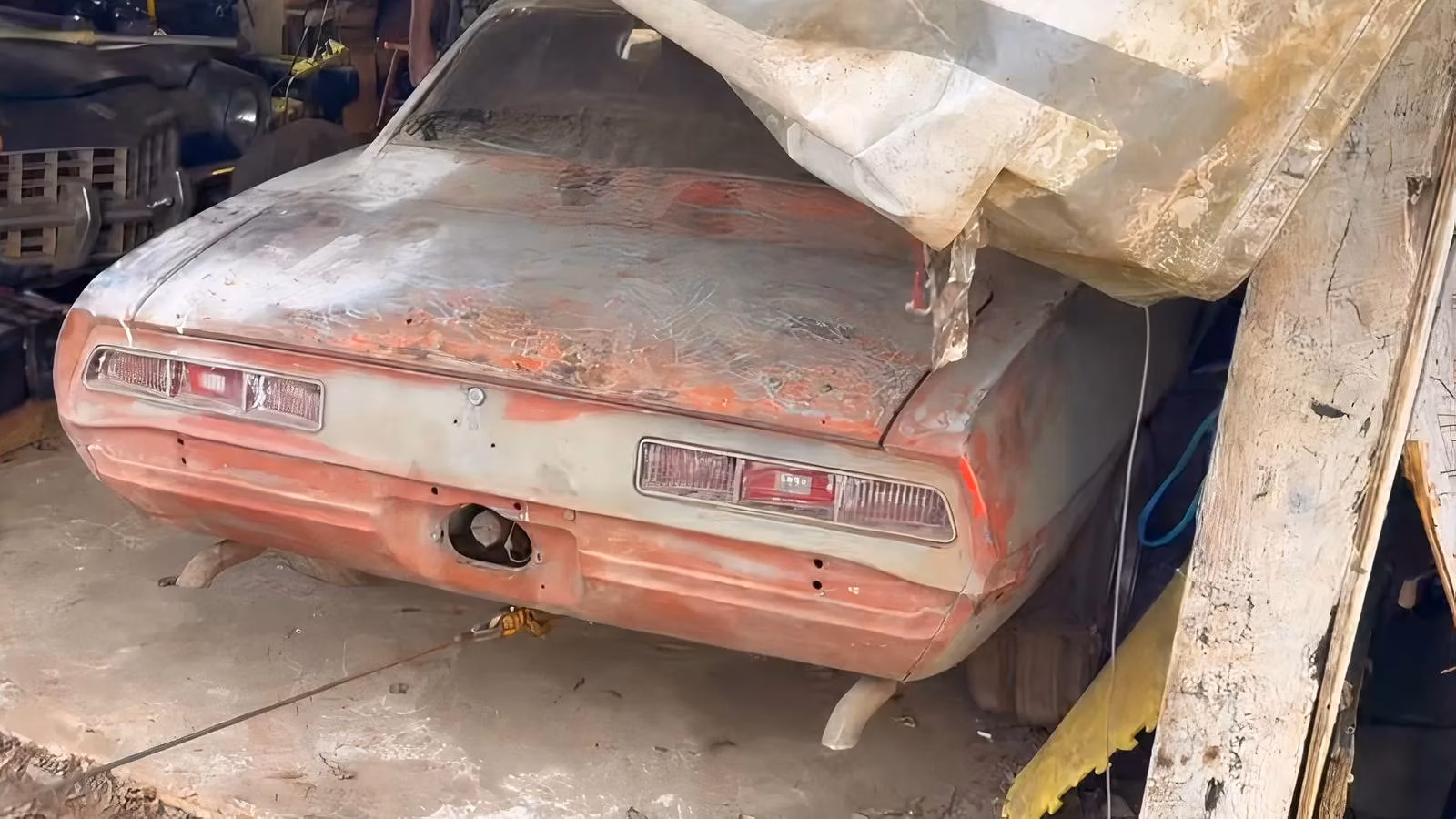 the-incredible-tale-of-a-1969-camaro-z28-barn-find-from-grandpa-s-gift-to-time-capsule-image-0
