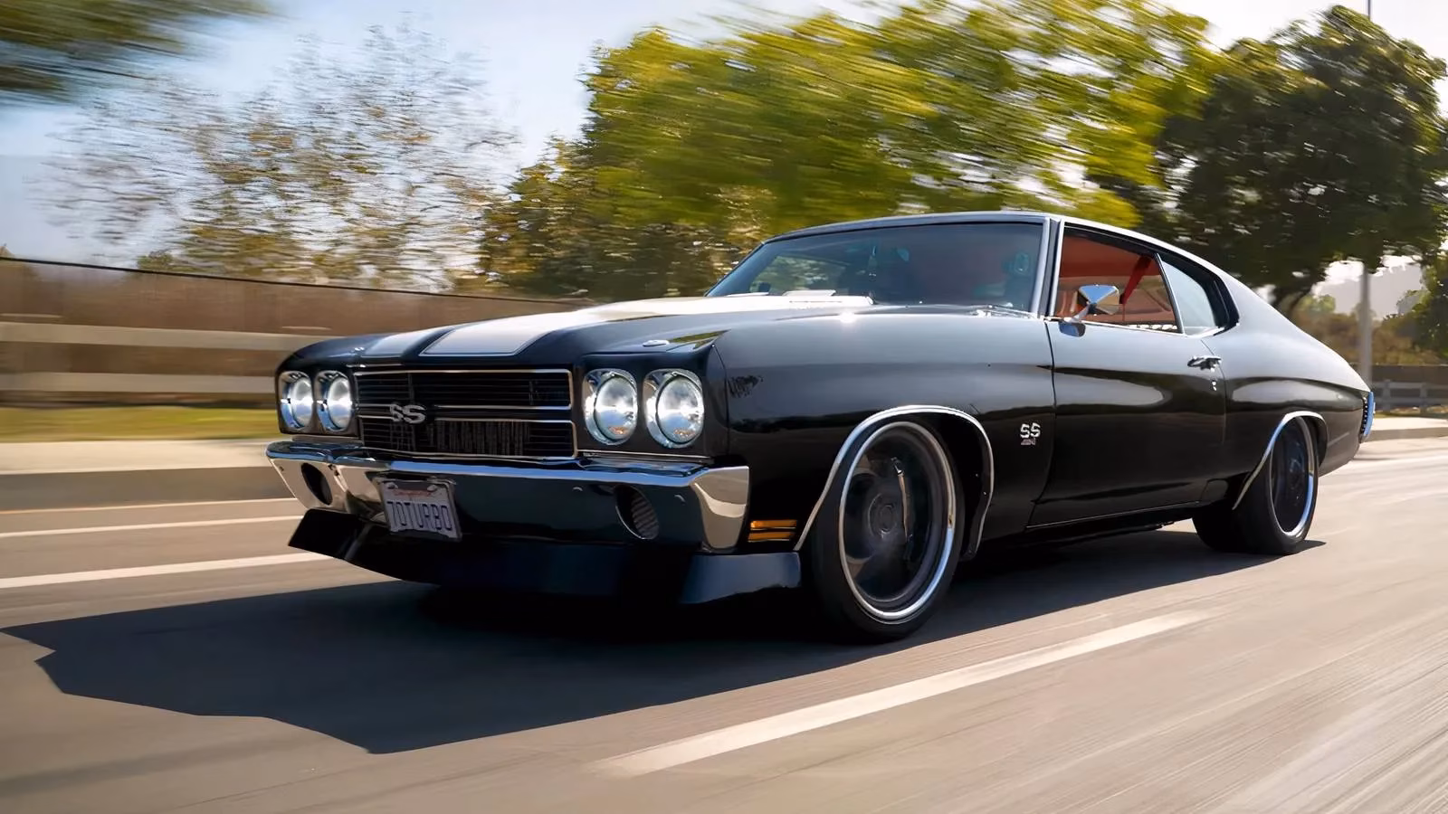 the-ultimate-1970-chevelle-restomod-a-1200-hp-beast-with-class-image-0